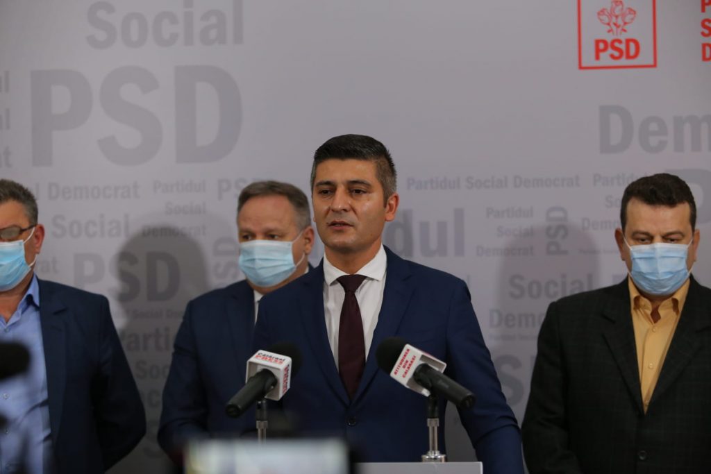 Foto/ Deputat PSD Constantin Bîrcă (centru) - sursa imagine: PSD Călărași