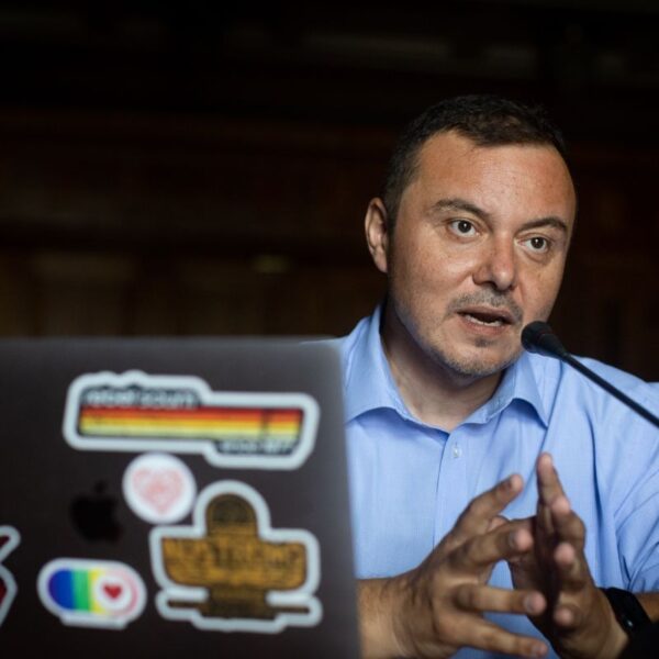 Deputatul Cătălin Teniță cere eliminarea suprataxării impuse de Guvern prin OG16/2022 asupra unei largi categorii de IMM-uri, mici antreprenori, PFA, persoane plătite cu drepturi de autor, angajați în mediul privat, angajați part-time, chiriași etc.