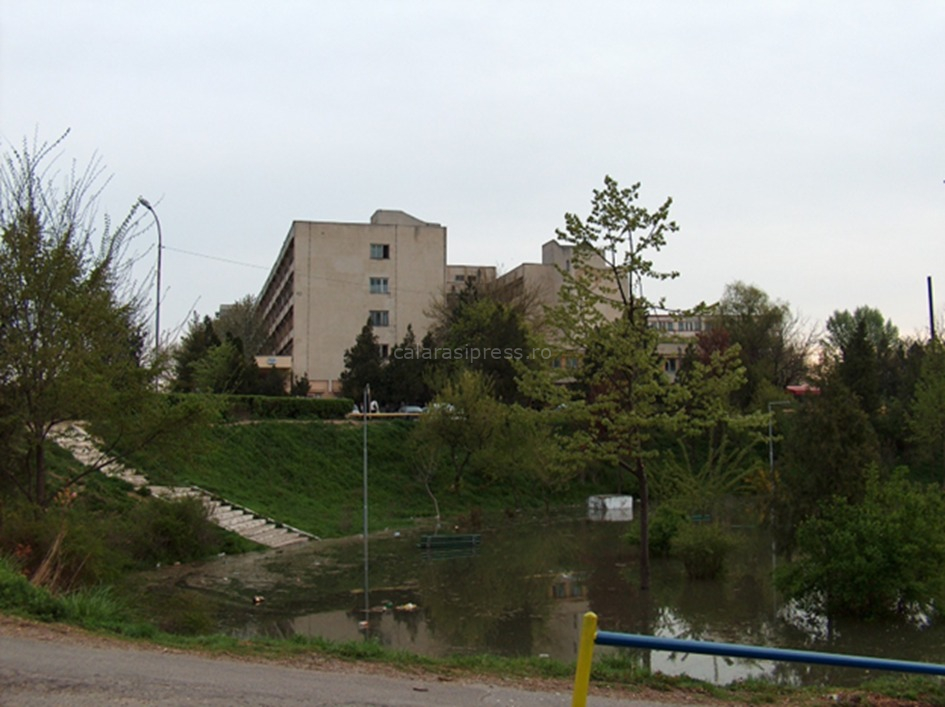 Foto: Constantin Tudor / Parcul Jirlău Călărași - 2006