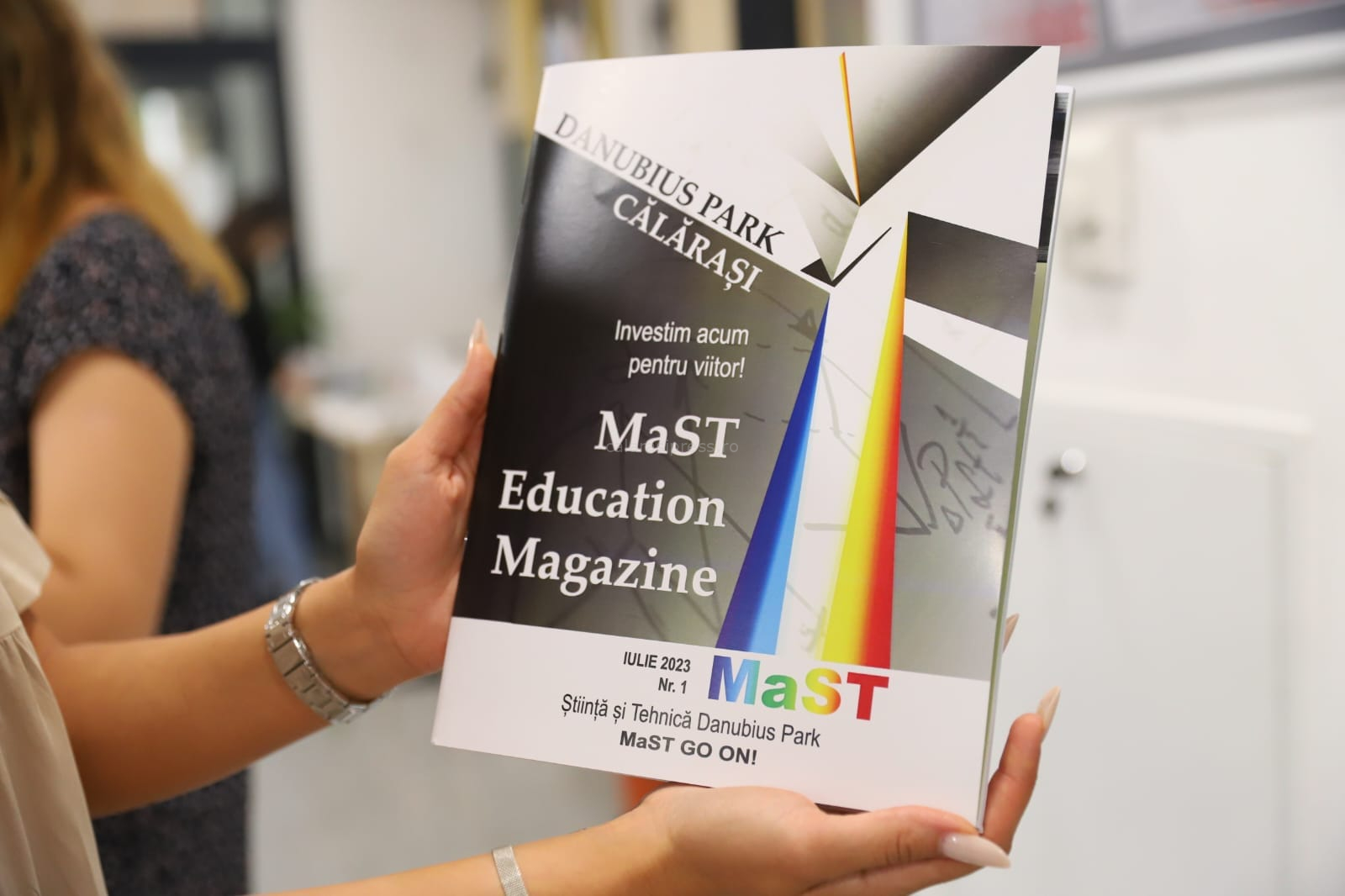 Lansarea primului număr al revistei "Magazin de cultură științifică și tehnică Danubius Park"