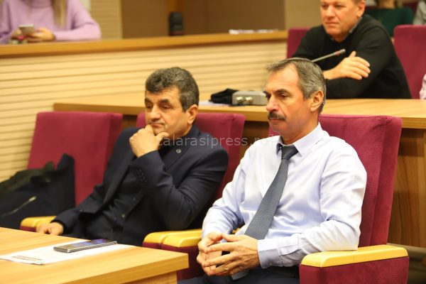 Primarii din 36 de localități și conducerea CJ Călărași