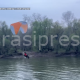 VIDEO INEDIT! Spectacol pe cerul Călărașului: un pasionat de sporturi extreme a zburat cu motoparapanta deasupra orașului