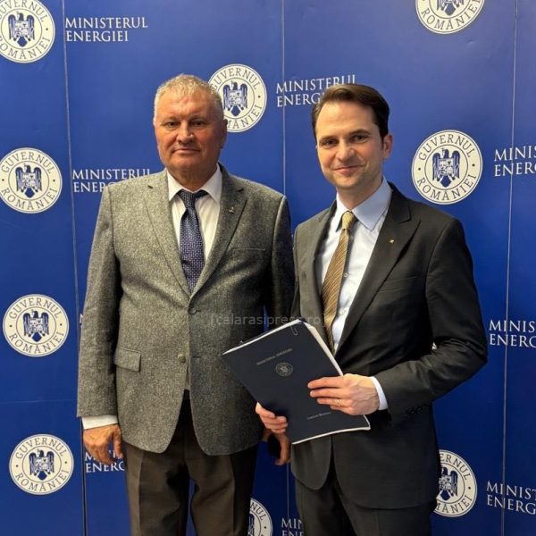 Parc fotovoltaic la Jigălia