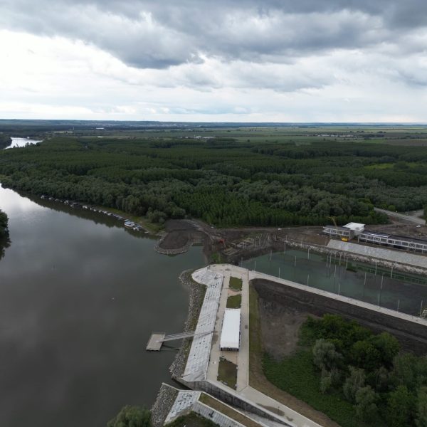 Portul turistic de agrement din Călărași prinde contur: vizită oficială pe șantier