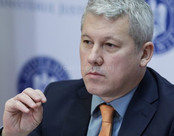 PNL, USR și UDMR au decis susținerea lui Nicușor Dan în turul doi al alegerilor prezidențiale. “Orice alegător care nu își dorește extremism, să vină la vot”, a spus Cătălin Predoiu, liderul interimar al PNL