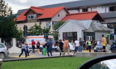 Un copil de 12 ani, lovit de o mașină pe trecerea de pietoni, în timp ce traversa pe trotinetă!