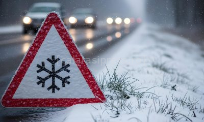 Drumarii au scos utilajele pe traseu: se intervine NON-STOP pe drumurile județene