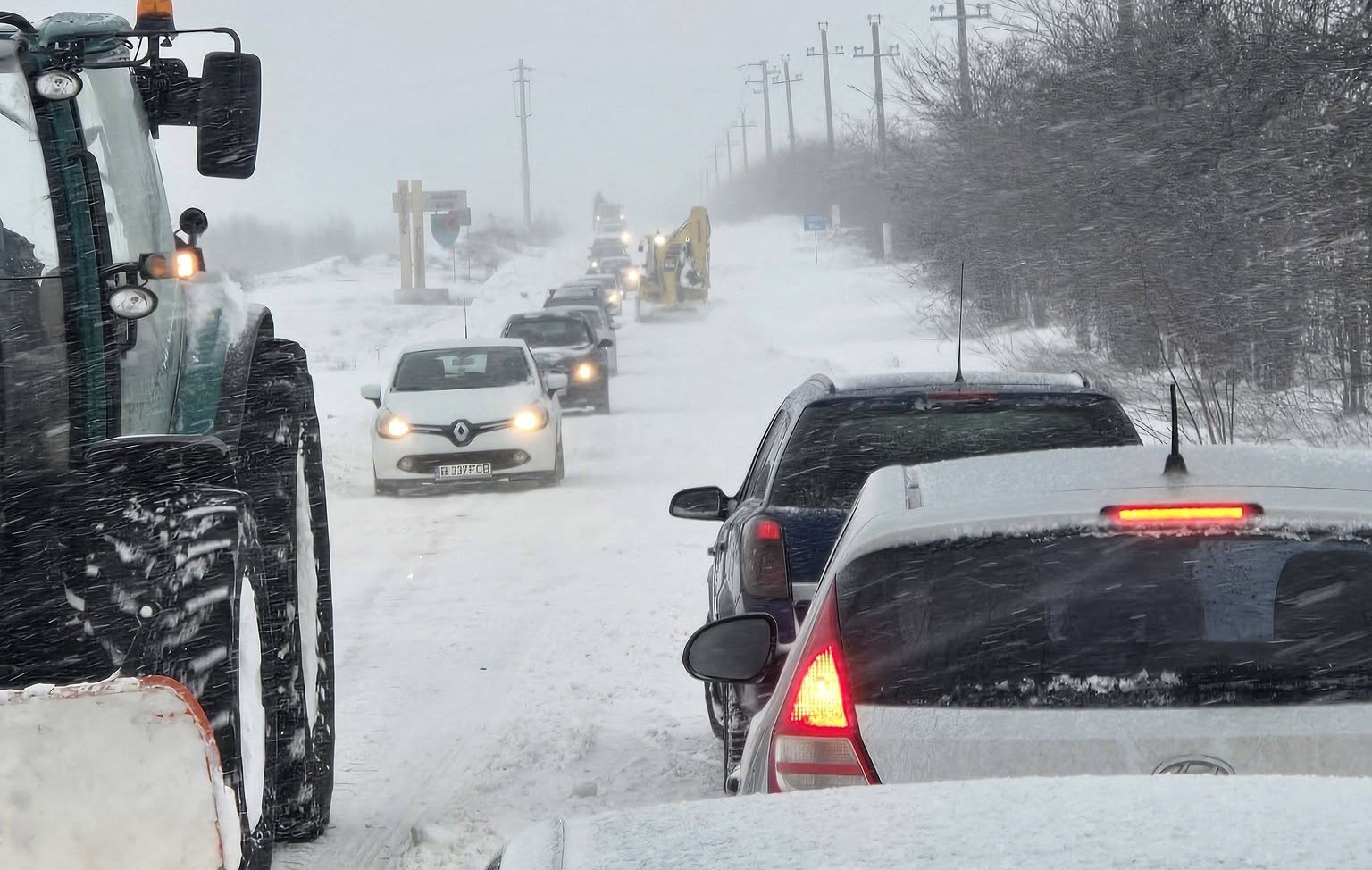Trafic restricționat spre București: un tronson rutier este închis, iar autoritățile cer prudență