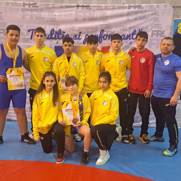 Trei medalii pentru CSM Călărași la Finala Campionatului Național U15 de lupte, desfășurată la Reșița