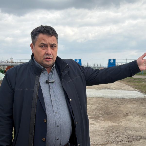 Stadionul din Oltenița, scos din degradare: garduri schimbate, vestiare modernizate și planuri pentru extindere