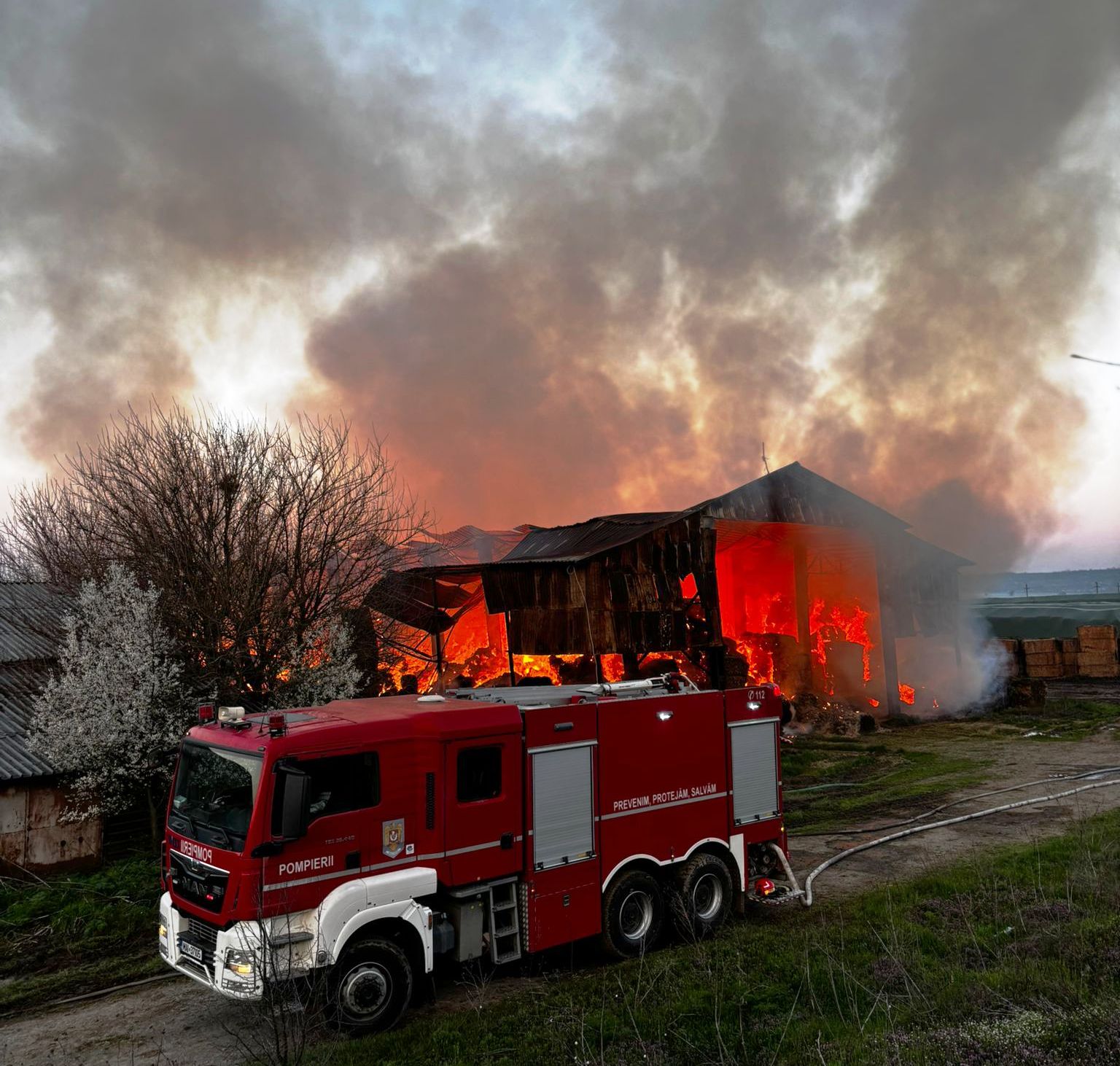 Intervenții în lanț pentru pompierii din Călărași: 70 de misiuni în doar trei zile. Accidente, incendii și zeci de cazuri medicale
