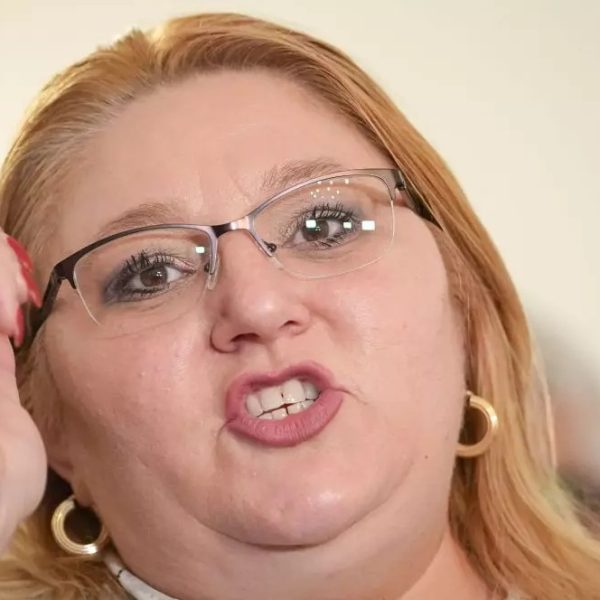 Diana Șoșoacă a rămas fără imunitate în Parlamentul European