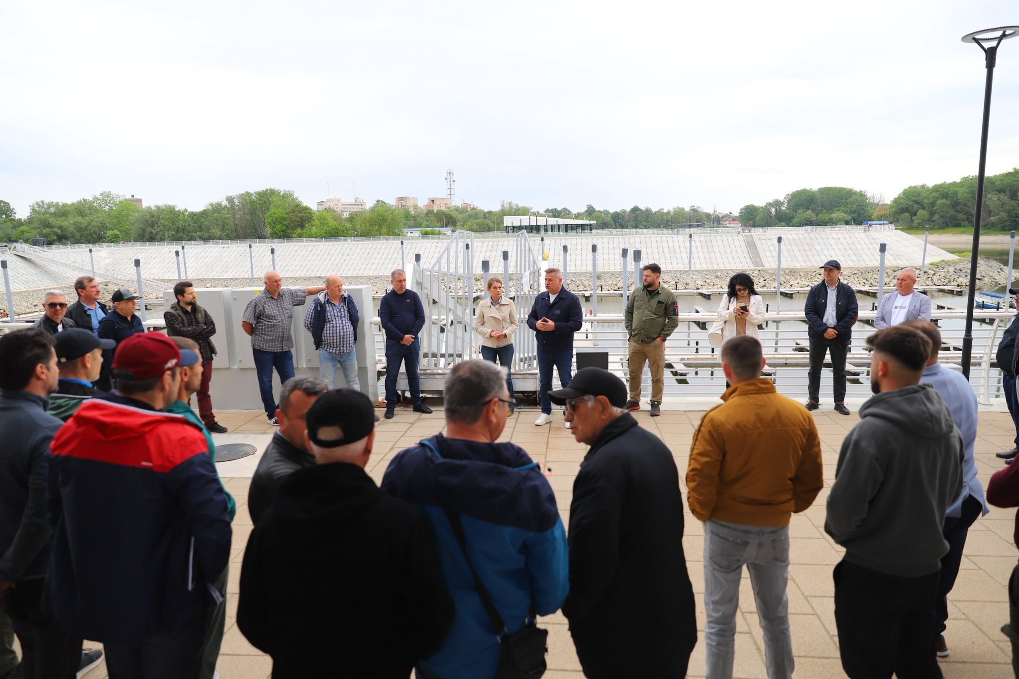 Primele locuri de acostare din Portul Turistic Călărași au fost repartizate. Autoritățile spun că marina începe „să prindă viață”