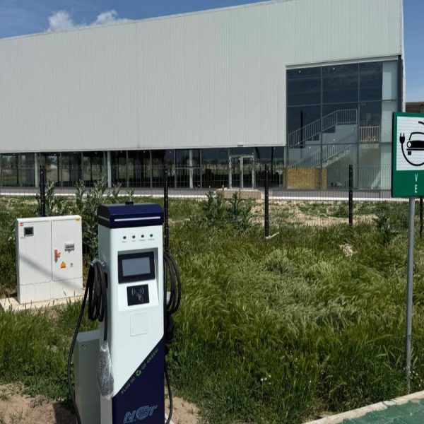 Două stații de încărcare pentru mașini electrice, aproape gata la Borcea. Primăria anunță finalizarea lucrărilor