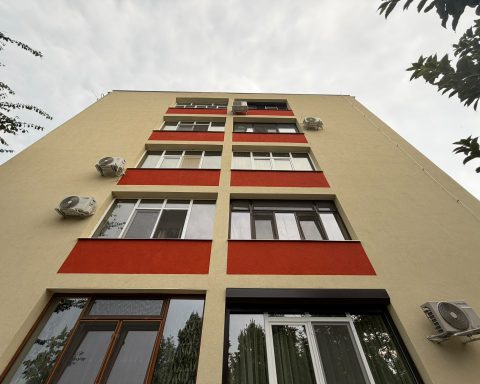 Facturi mai mici, blocuri modernizate. Marius Dulce: „Continuăm investițiile cu fonduri europene.”